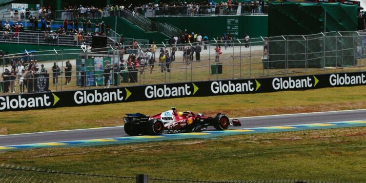 Alonso’s Positive Outlook on Fernandez Amid Transfer Speculation