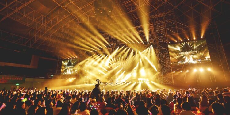 Cardi B’s Kingston Stadium Concert: A Record-Breaking Performance