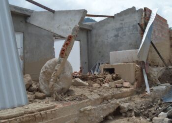 Colombia Appeals to Trump Amid Earthquake and Tariff Crisis