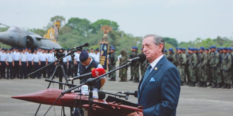 Colombia President-Elect Faces Potential Bombing Days Before Inaugural Election