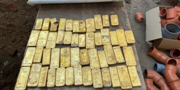 Construction Workers Strike Gold at Work – Literally | CNN