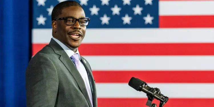 David Ellison’s Threat to Paramount: Wisconsin Primary Race Shifts Momentum