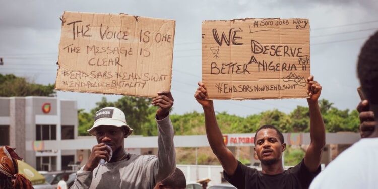 Dozens Killed in Fierce Battle Between Nigerian Armed Group and Police