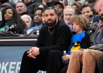 Drake’s Toronto Castle Date with Pinkchyu: A Royal Romance?