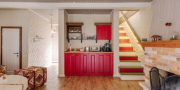 Elevating the Modern Home: Design Ideas for Elegant Butler Pantry Spaces