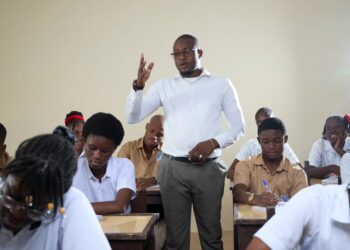 Ending Double-Track System to Boost SHS Student Performance – Mahama