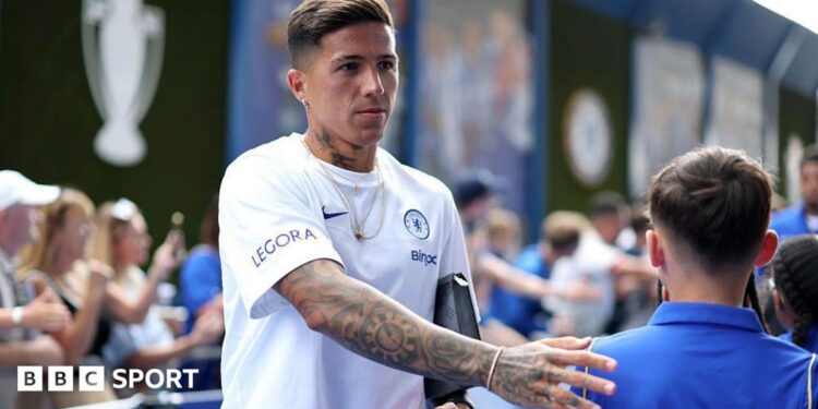 Enzo Fernandez’s Transfer Landscape: Is a Liverpool Move Possible?
