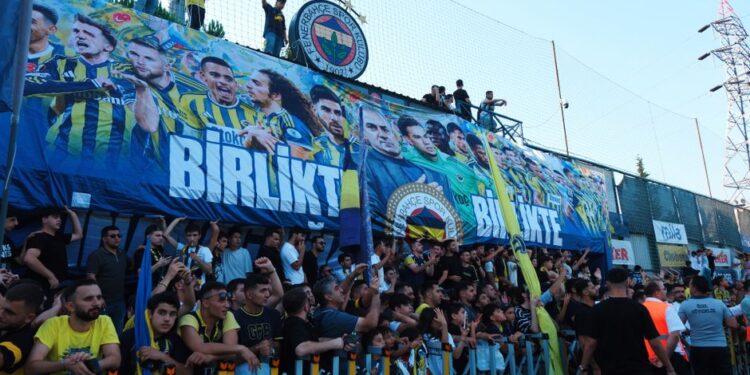 Fenerbahce Signs Ghana Defender Kojo Oppong Peprah – A New Chapter for the Turkish Club
