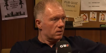 Fernandes’s Sharp Words: United Legend Scholes Reacts to Fernandes’s Post-Match Comments
