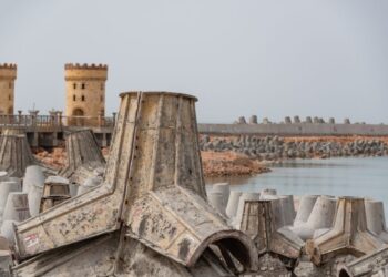 Ghanaian Minister Urges Immediate Removal of Illegal Structures Near Forts and Castles