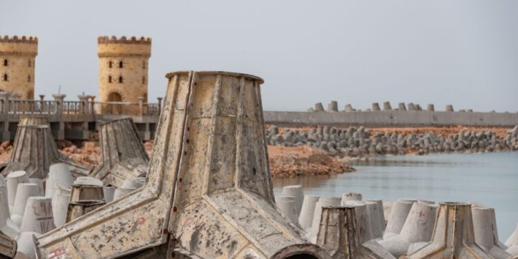 Ghanaian Minister Urges Immediate Removal of Illegal Structures Near Forts and Castles