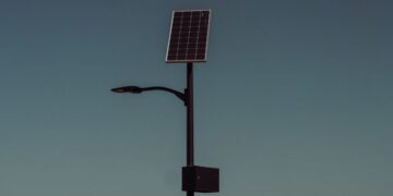 Government Initiates Nationwide Solar Lighting Transition, Aiming for Enhanced Reliability