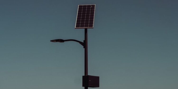 Government Initiates Nationwide Solar Lighting Transition, Aiming for Enhanced Reliability