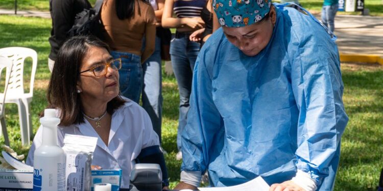 Gunna Hosts Community Event with Free Checkups, Supplies & Real Opportunity
