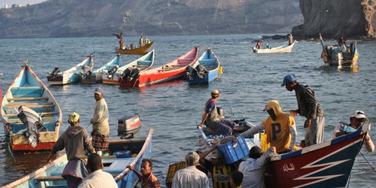 Houthi Missile and Drone Assault Intensifies on Yemen’s Al-Makha Port