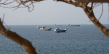 Iran-US Talks Stall as Trump Calls for ‘Squeezing’