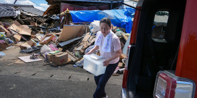 Japan’s Rescuers Battle Cruel Heat After Major Earthquake