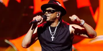 Joe Steals The Show During Verzuz Battle With Donell Jones
