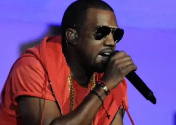 Kanye West’s Social Media Sparks Legal Challenge Amid Discrimination Trial