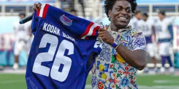 Kodak Black Turns Himself In To Police In Newly Surfaced Video
