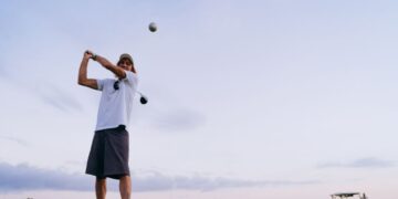 LeBron James’s Golf Channel Launch Sparks NBA Frenzy, Signals Shift in Focus