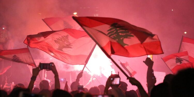 Lebanon PM Urges Timetable for Israeli Withdrawal as Hezbollah Slams Deal