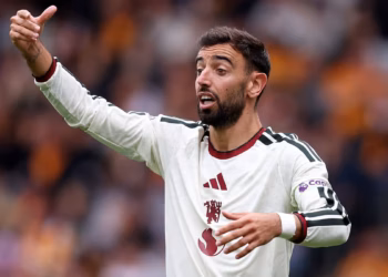 Manchester United’s Kit Clanger: Club’s Rule-Breaking Shirt Issue