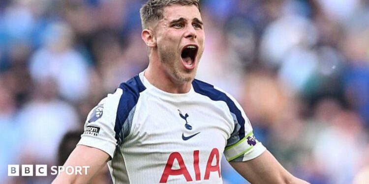 Micky van de Ven: Tottenham Defender Signs New Long-Term Deal