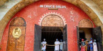 Musama Disco Christo Church Distance Itself from Queen Mother’s Palanquin Incident at Gomoa Tarkwa Festival