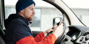Police Issue Strict Warning Against Audio Devices While Driving & Riding – Focus on Road Safety