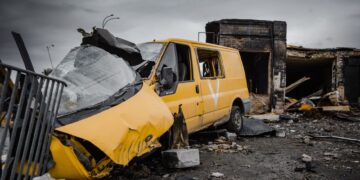 Russian Missile Attack Devastates Kyiv, Claims at Least Three Deaths