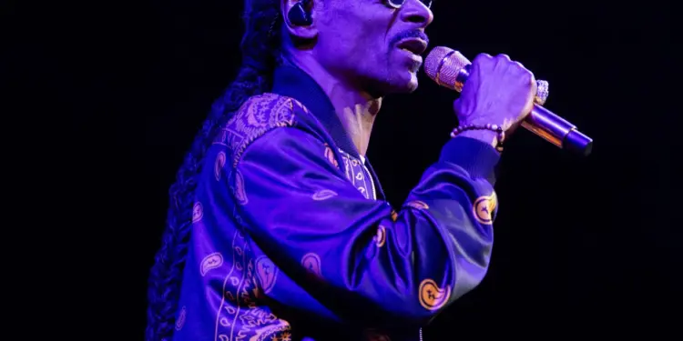 Snoop Dogg Biopic Casts Warren G and Suge Knight: A Deep Dive into Early History