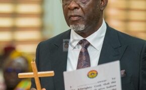 Supreme Court Battles Chief Justice’s ‘Selective Justice’ Over Legal Vacation Warrants
