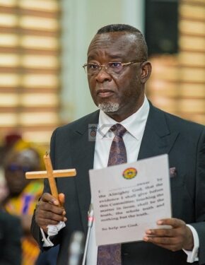 Supreme Court Battles Chief Justice’s ‘Selective Justice’ Over Legal Vacation Warrants