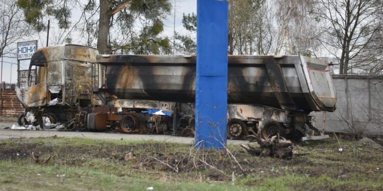 Three Separate Fire Incidents Reported at Ogbojo – Fire Destroys Abandoned Trailer, Threatens Buses and Vehicle