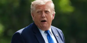 Trump Presents Ultimatum on Blanche, Will Push for Anti-Weaponization Fund