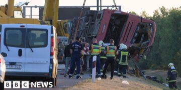Twelve Killed as Polish Bus Veers Off Hungarian Motorway