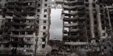 Ukraine Launches Long-Range Strikes Amidst Escalating Tensions with Russia