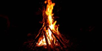VIP Jeoun Coach Fire Disrupts Accra Trip, Sparks Investigation