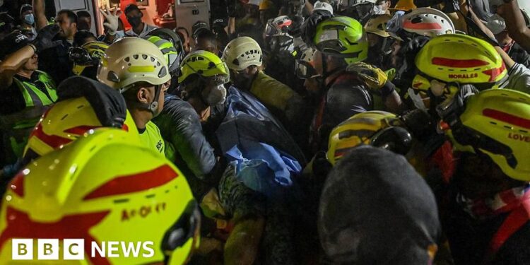 Woman Pulled Alive from Rubble 36 Hours After Colombia Earthquake
