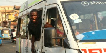Zimbabwe Minibus Crash Claims at Least 27 Lives