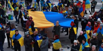 At Least 10 People Killed in Russian and Ukrainian Attacks