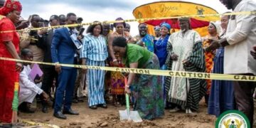 Deputy Local Gov’t Minister Unveils Ga Odumase Market Construction
