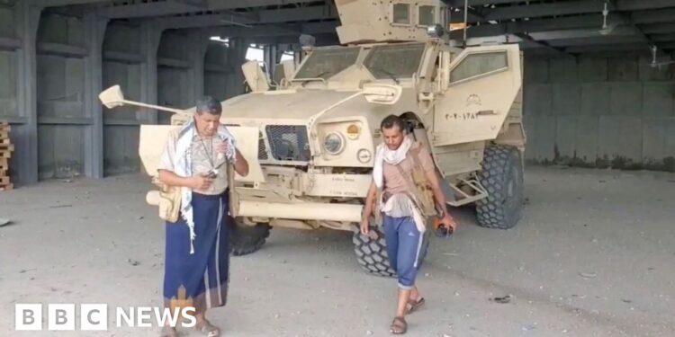 Houthis Control Red Sea Port of Mokha: A Growing Conflict Escalates